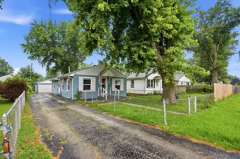 2817 19TH Street East Moline IL 61244