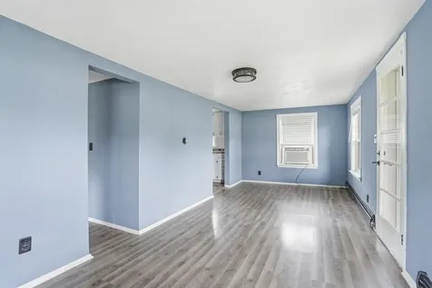 2817 19TH Street East Moline IL 61244