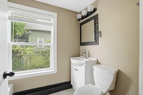 2817 19TH Street East Moline IL 61244