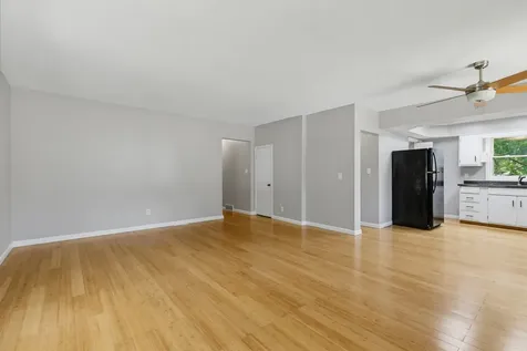 3325 40TH Street Moline IL 61265