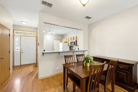7411 Grandview Court Carpentersville IL 60110