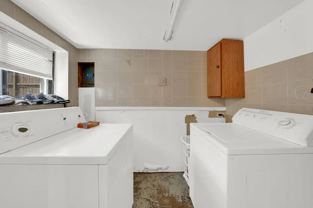 3353 West 60th Street S Chicago IL 60629