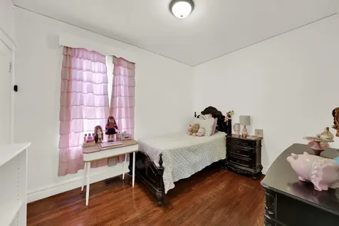 3353 West 60th Street S Chicago IL 60629