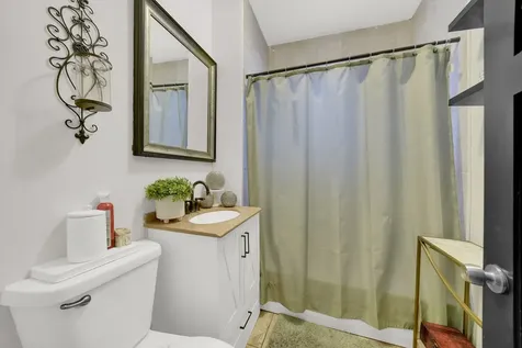 3353 West 60th Street S Chicago IL 60629