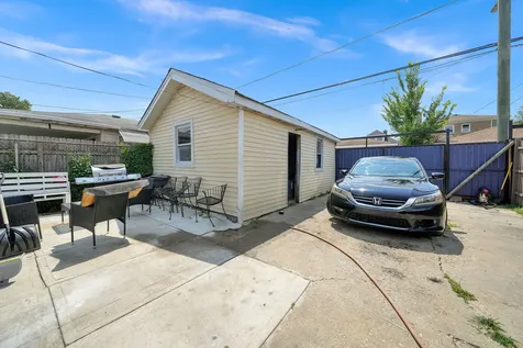 3353 West 60th Street S Chicago IL 60629