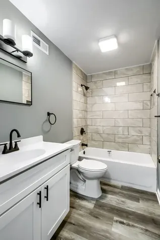 1818 Sauk Trail Sauk Village IL 60411