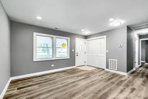 1818 Sauk Trail Sauk Village IL 60411