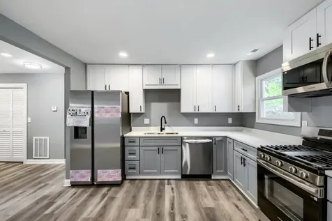 1818 Sauk Trail Sauk Village IL 60411