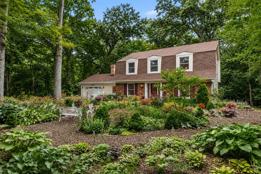 28W486 Mack Road West Chicago IL 60185