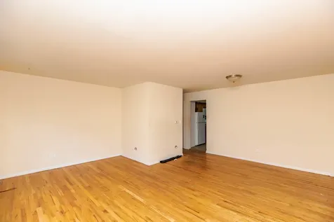 2007 West Touhy Avenue Chicago IL 60645