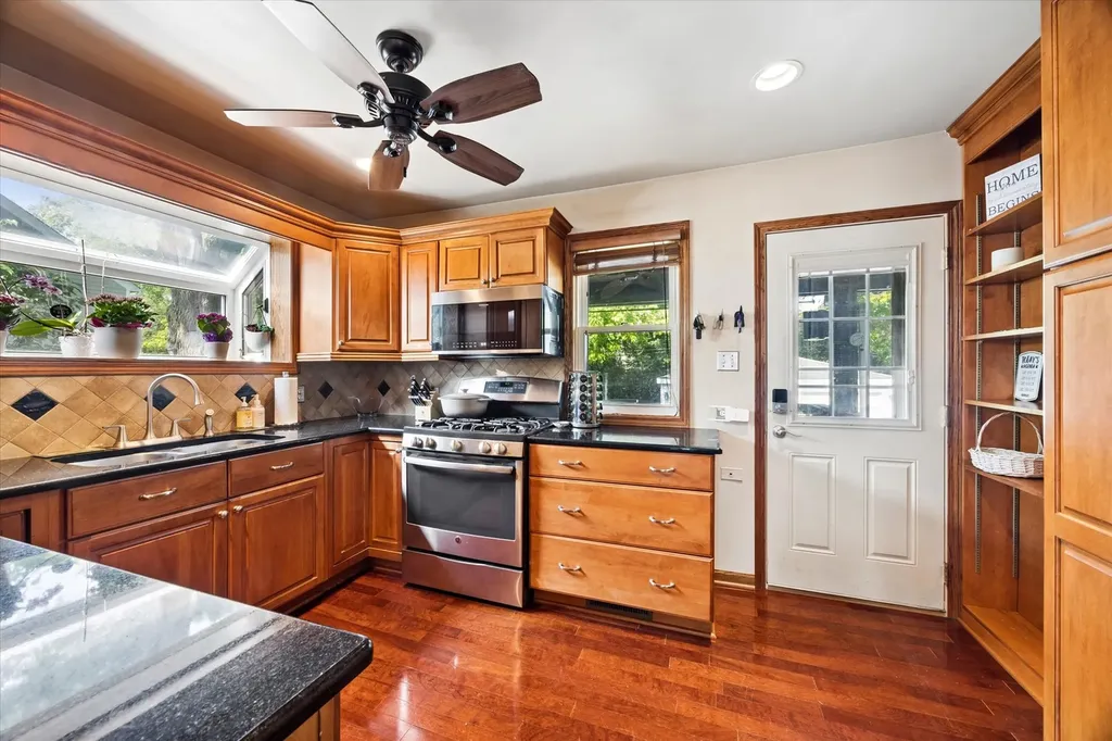 224 North Highland Avenue Elmhurst IL 60126