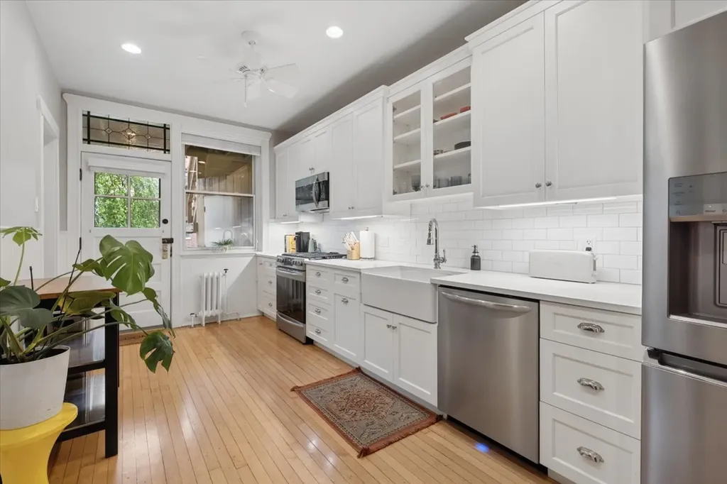 5522 South Everett Avenue Chicago IL 60637