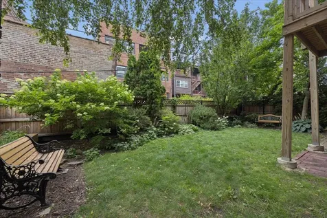 5522 South Everett Avenue Chicago IL 60637