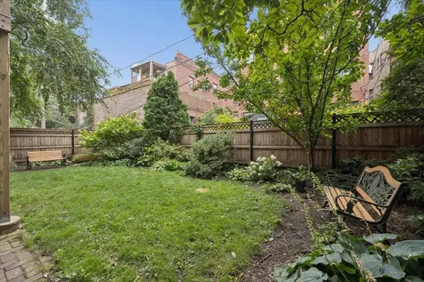 5522 South Everett Avenue Chicago IL 60637