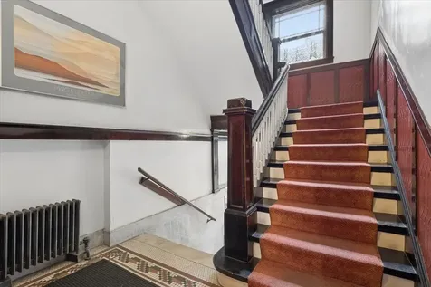 5522 South Everett Avenue Chicago IL 60637