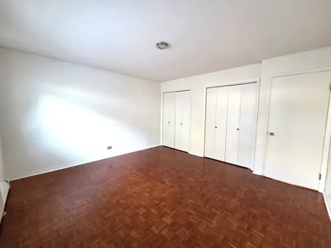 6921 North Ashland Boulevard Chicago IL 60626