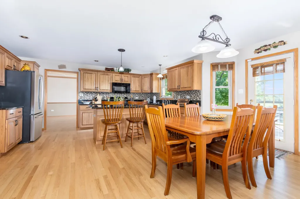 19303 Kevin Avenue Mokena IL 60448