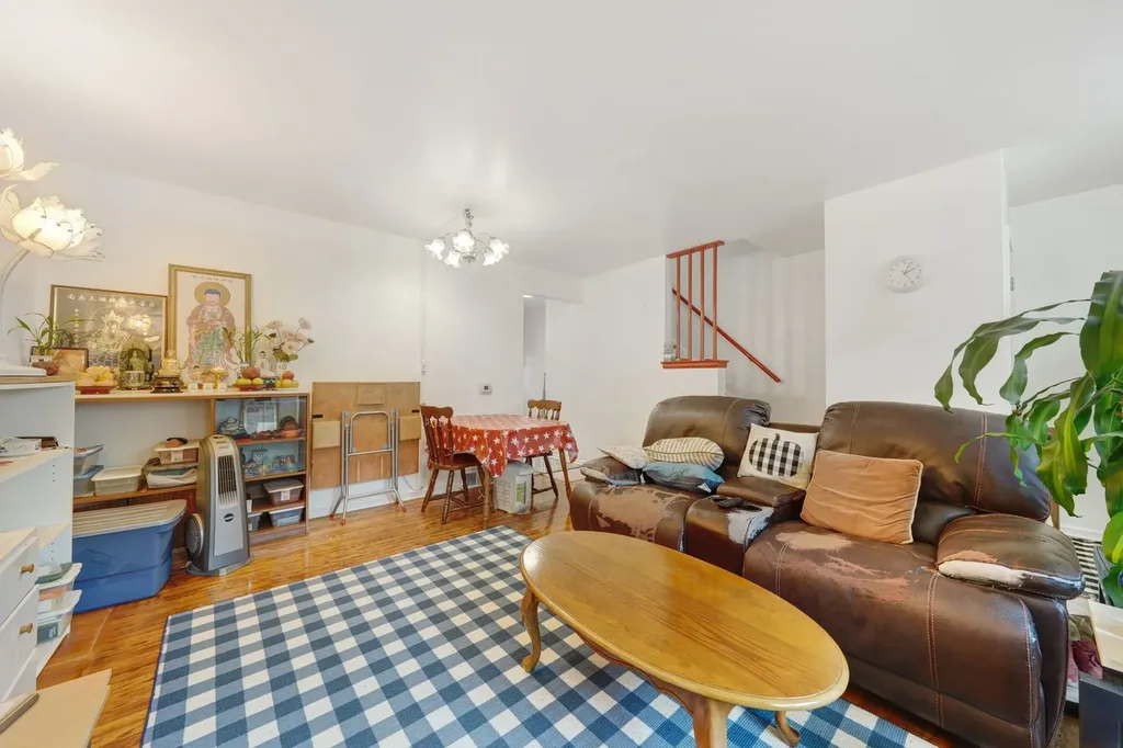 4925 Carol Street Skokie IL 60077