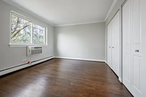 1060 West Hollywood Avenue Chicago IL 60660