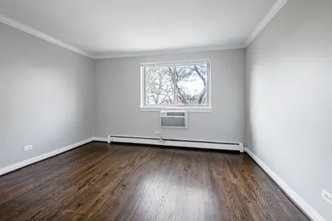 1060 West Hollywood Avenue Chicago IL 60660