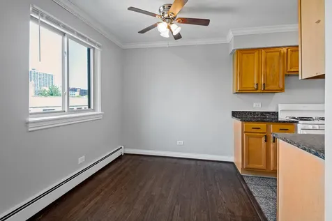 1060 West Hollywood Avenue Chicago IL 60660