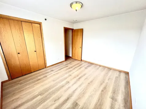 10418 South Keating Avenue Oak Lawn IL 60453
