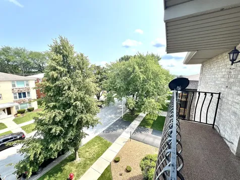 10418 South Keating Avenue Oak Lawn IL 60453