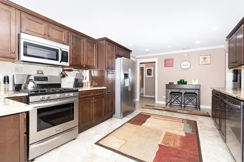 6116 West 94th Street Oak Lawn IL 60453