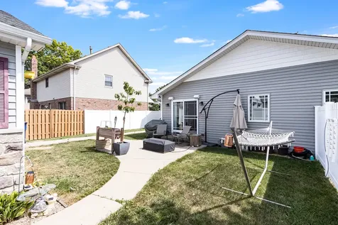 6116 West 94th Street Oak Lawn IL 60453