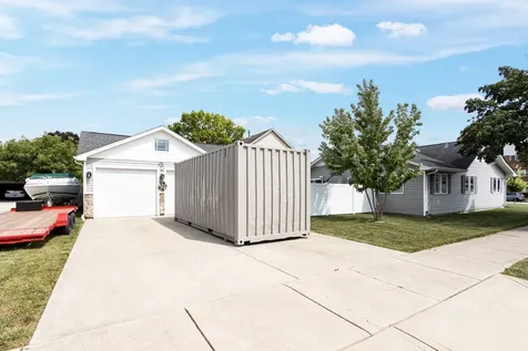 6116 West 94th Street Oak Lawn IL 60453