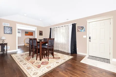 6116 West 94th Street Oak Lawn IL 60453