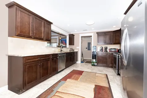 6116 West 94th Street Oak Lawn IL 60453