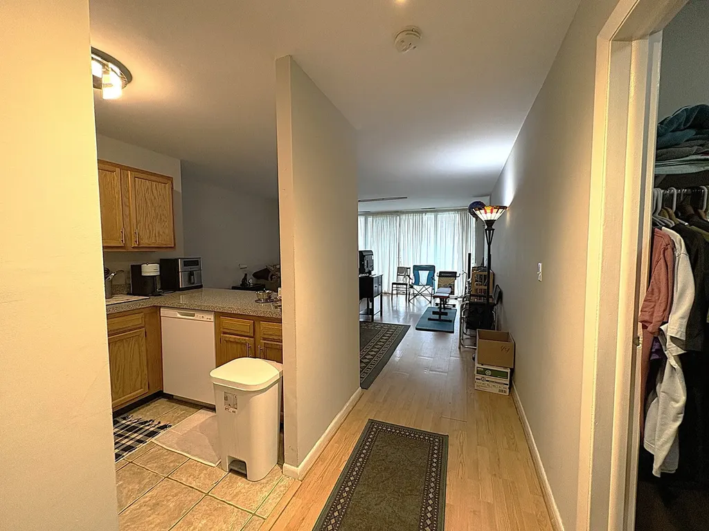 5810 Oakwood Drive Lisle IL 60532