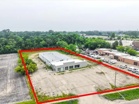 1040 East Chgicago Street Elgin IL 60120