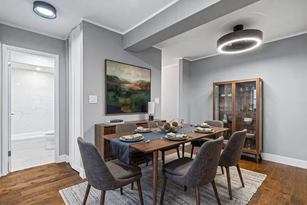 8444 West Wilson Avenue W Chicago IL 60656