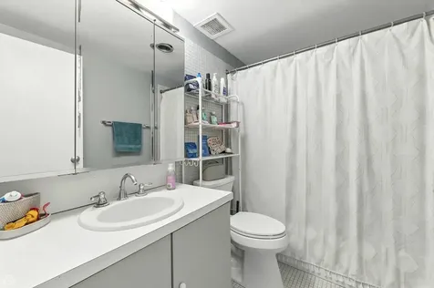 175 East Delaware Place Chicago IL 60611