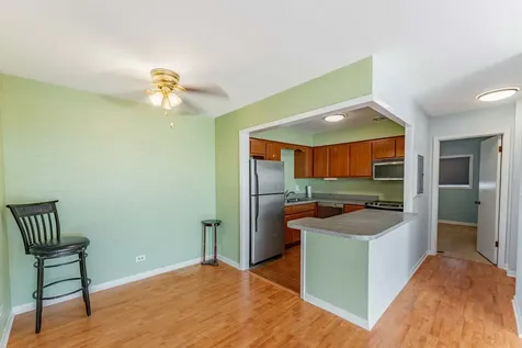 7449 Washington Street Forest Park IL 60130