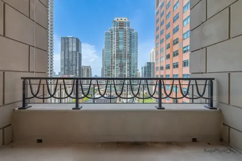 118 East Erie Street Chicago IL 60611