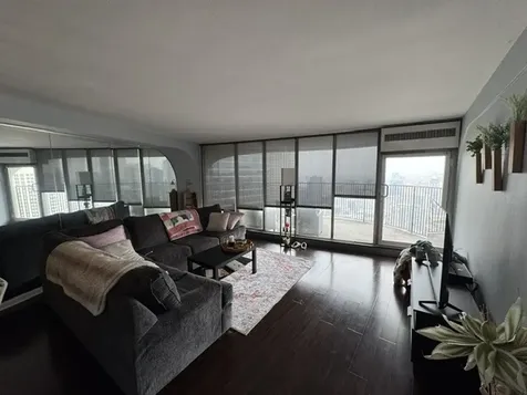 300 North State Street Chicago IL 60654