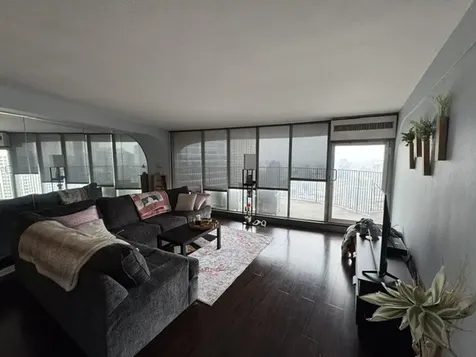 300 North State Street Chicago IL 60654
