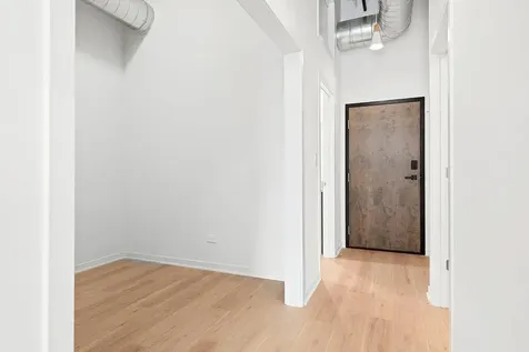 209 North Morgan Street Chicago IL 60607