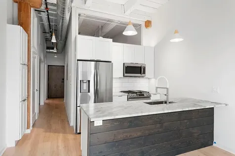 209 North Morgan Street Chicago IL 60607