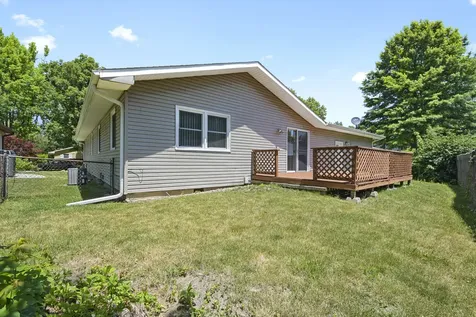 2205 Glenoak Drive Champaign IL 61821
