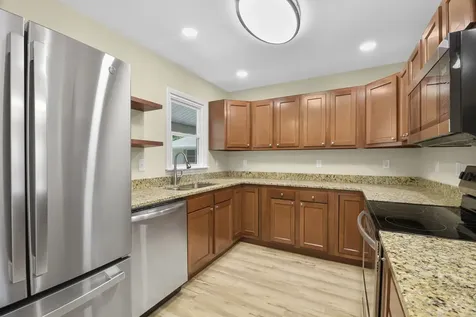 2205 Glenoak Drive Champaign IL 61821