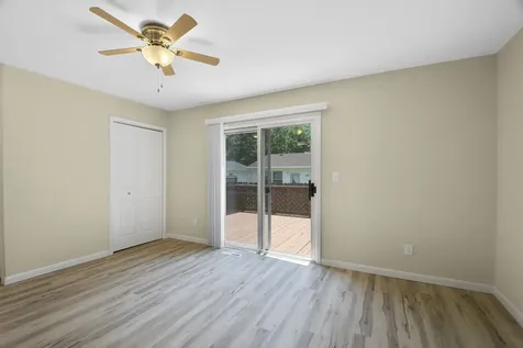 2205 Glenoak Drive Champaign IL 61821