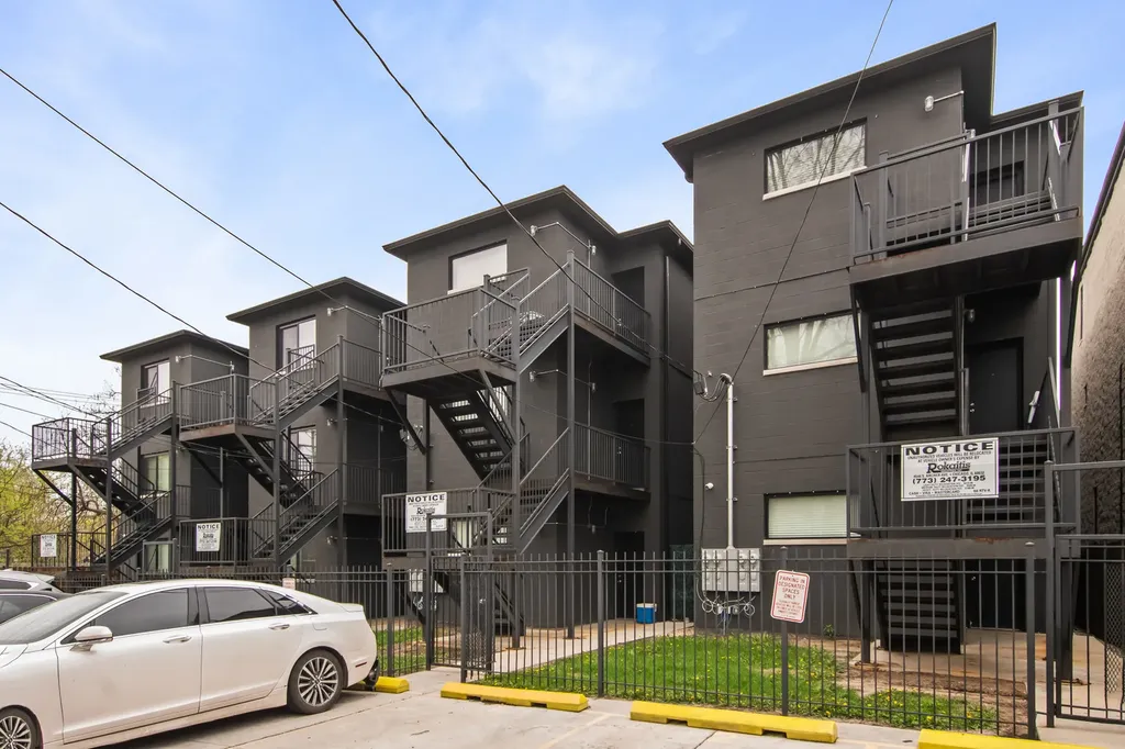 6506 South Ingleside Avenue Chicago IL 60637