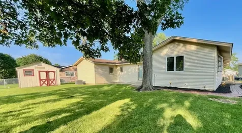 112 Braemar Drive Elk Grove Village IL 60007