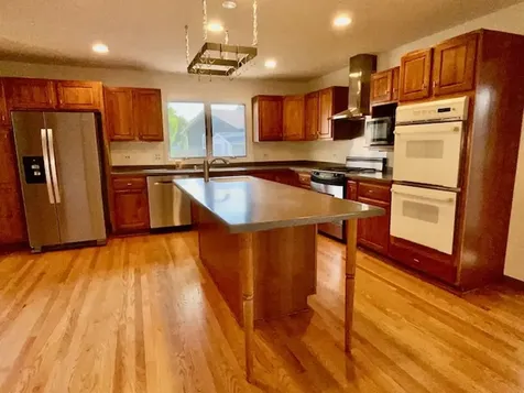 112 Braemar Drive Elk Grove Village IL 60007