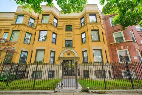 4007 South Calumet Boulevard Chicago IL 60653