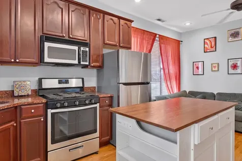 4007 South Calumet Boulevard Chicago IL 60653